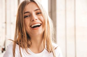 Are Porcelain Veneers Strong?