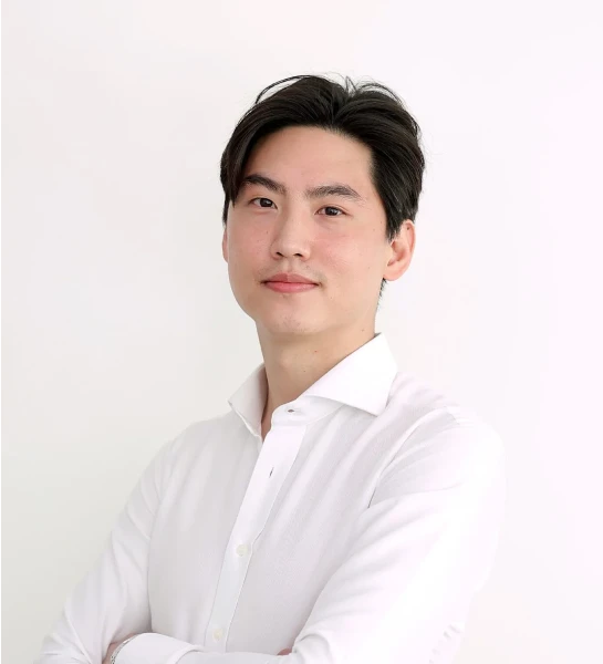 Dr Hyun Kim In Cosmetique Dental™