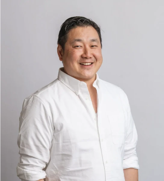 Dr Philip Song In Cosmetique Dental™