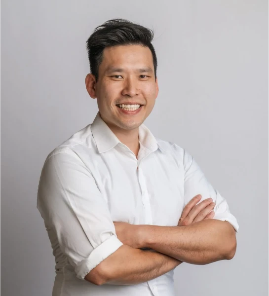 Dr Richard Huang In Cosmetique Dental™