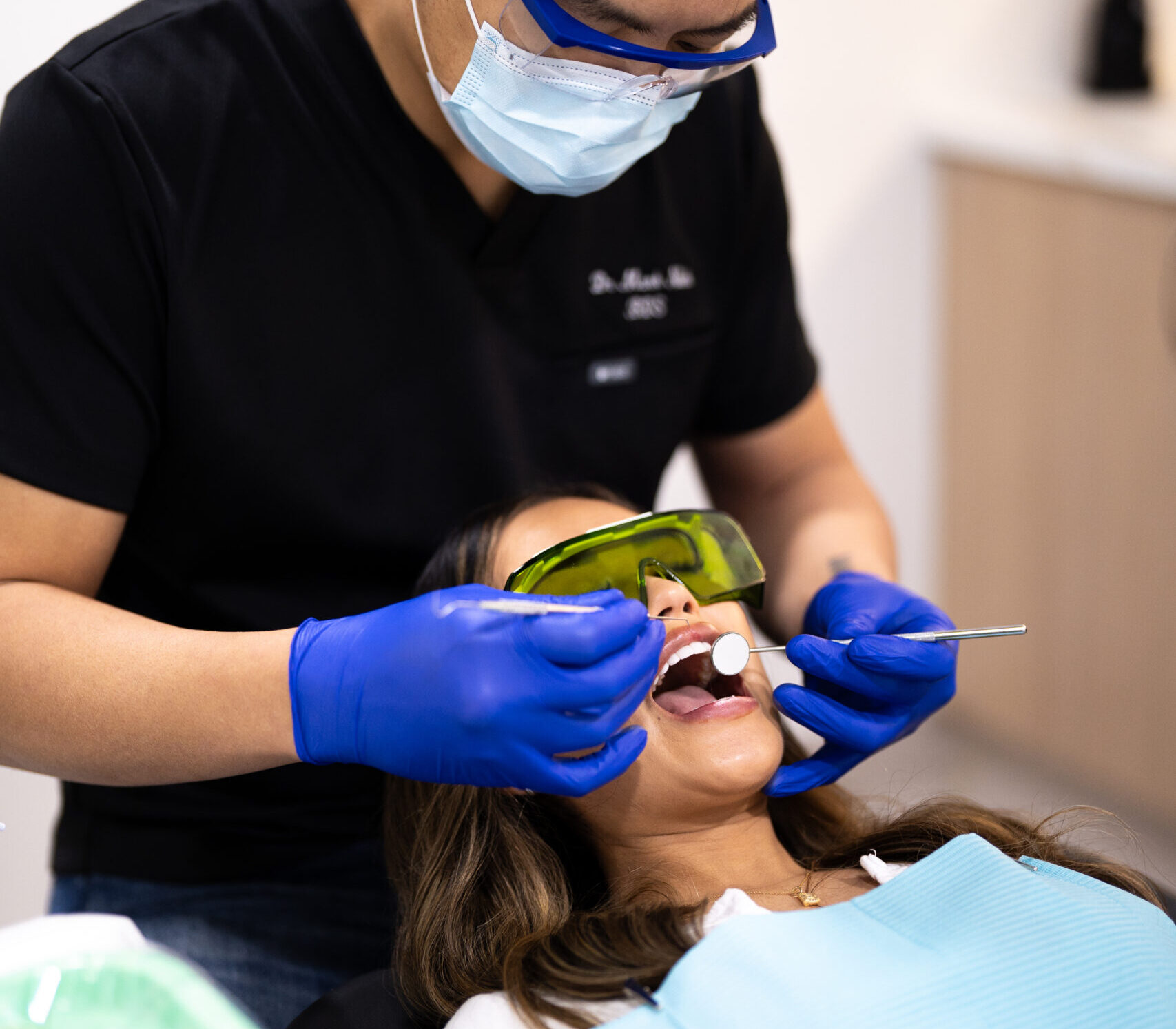 Emergency Dentist at Cosmetique Dental